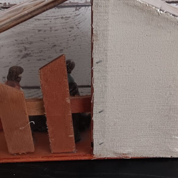 New Old Stock - 10 Piece Nativity Scene - Picture 5 of 6